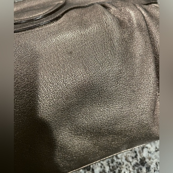 Salvatore Ferragamo Shoulder Bag in Metallic Gold - Picture 10 of 12